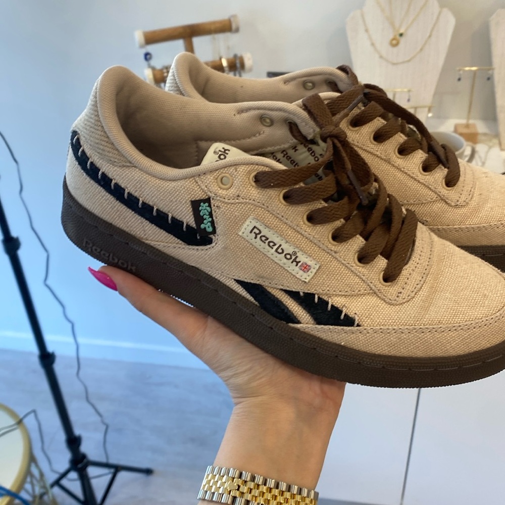 Reebok linen runners